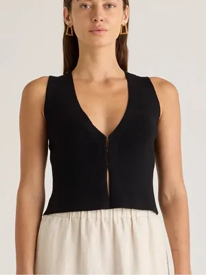 Quince NWT $78 Eco-Knit Split Front Sweater Vest - Size Medium thumbnail 1