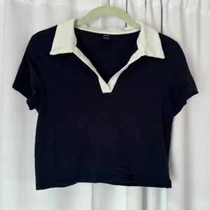 SheIn Navy Blue & White Cropped Cotton Polo T-Shirt thumbnail 1