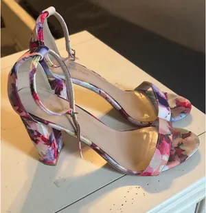 Dream Paris Floral Heels thumbnail 4