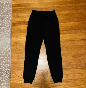 Lululemon Scuba Joggers High-Rise thumbnail 2