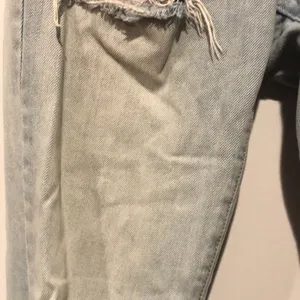 Garage Light Wash Distressed Straight Leg Jeans thumbnail 3