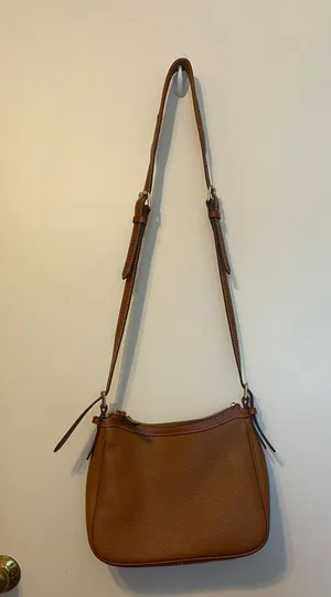 Downey and Burke handbag purse Crossbody bag thumbnail 1