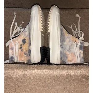 Converse Run Star High Top Washed Florals Unisex 6.5 W 5 M Shoes Sneakers Taylor thumbnail 6