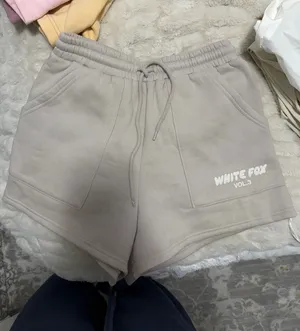 White Fox Shorts Boutique Lounge thumbnail 1