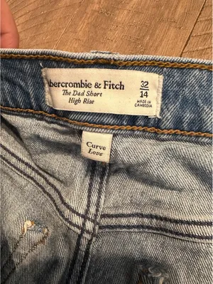 Abercrombie & Fitch High Rise Dad Shorts Denim Distressed Women’s 14 / 32 Curve thumbnail 6