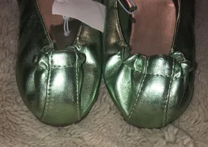 NWT SO Metallic Ballet Flats, size 6 thumbnail 4