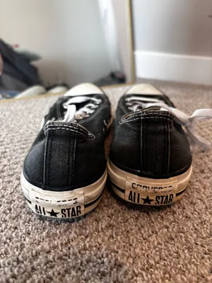 Black Low-Top Converse thumbnail 3
