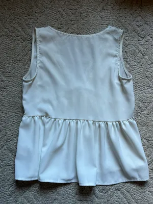 White Blouse Size XS thumbnail 2