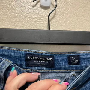 Lucky Brand Low Rise Lolita Skinny Jeans Distressed Stretch Medium Wash Sz 14/32 thumbnail 6