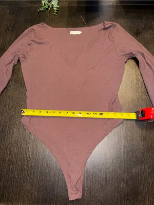 Meshki Women’s Ribbed Mauve Long Sleeve Square Neck Bodysuit Stretch Basic Top thumbnail 4