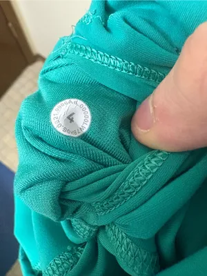 Lululemon Wunder Train High Rise 8” Shorts in Maldives Green thumbnail 6