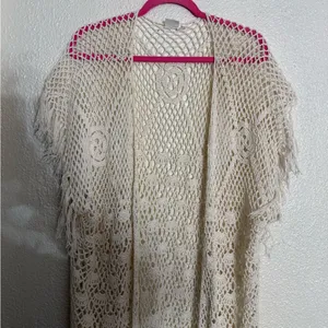 Cream Crochet fringe Kimono Cardigan size small thumbnail 3