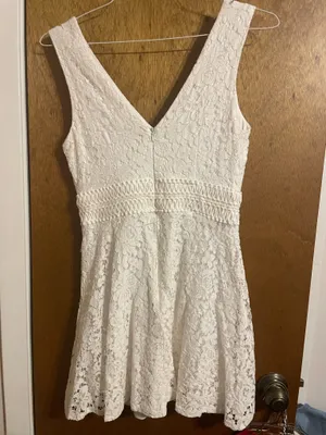 Francesca’s White Lace Dress thumbnail 4