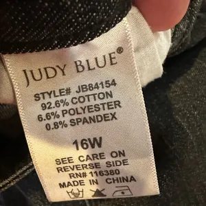 Judy blue Skinny Fit Black Jeans Size 16W Distressed Ankle Crop Pants Raw hem thumbnail 7