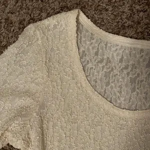 Vintage Lace Scoop Neck Top thumbnail 2