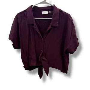 Wilfred Free Aritzia Tie Front Crop Top Large Burgundy Purple Short Sleeve Rayon thumbnail 1