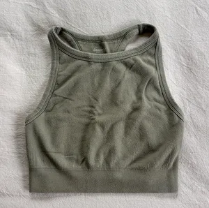 Old Navy Active Top - M thumbnail 1