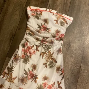 City Triangles Floral Strapless Hi-Lo Dress | Asymmetrical Summer Maxi thumbnail 4