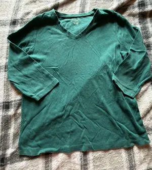 L.L.Bean Women's 3/4 Sleeve V-Neck Cotton Tee Shirt thumbnail 1