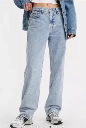 Women’s Levi Jeans - Low Pro Straight - Size 29 thumbnail 1