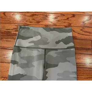Aerie Green Camo Leggings Medium M thumbnail 2