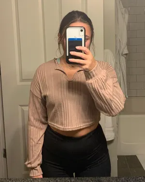 Cropped Sweater thumbnail 3