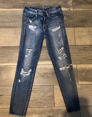 American Eagle Outfitters Jeans thumbnail 1