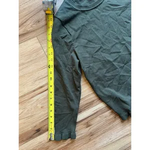 Ann‎ Taylor Factory Med Olive Green Ruffle Hem Crew Neck Sweater Minimal Office thumbnail 7