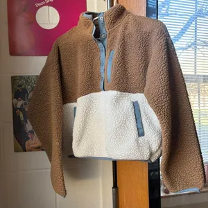 Francesca's Women's Brown and White Sweatshirt thumbnail 1