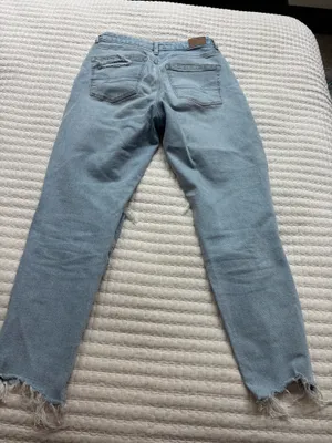 American Eagle thumbnail 2