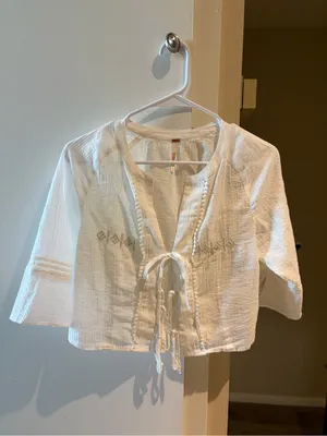Free people White boho bohemian Tie-Front Blouse with embroidery details thumbnail 7