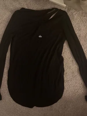 Alo Yoga Black Long Sleeve with cut out thumbnail 1