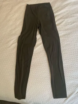 Aerie Olive Green 7/8 Leggings thumbnail 1