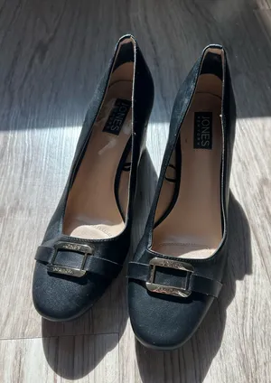 Jones New York block heel pumps thumbnail 1