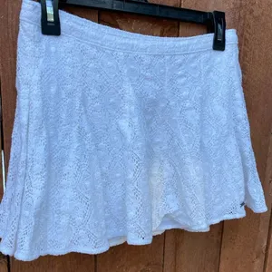 Abercrombie & Fitch Skirt‎ White thumbnail 4