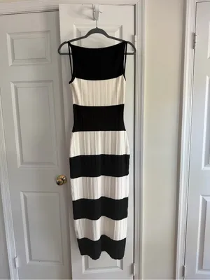 Abercrombie & Fitch Black Cream Striped Ribbed Knit Maxi Dress M NWT thumbnail 6