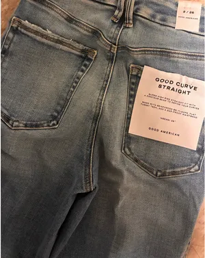 Good American Jeans High-Rise Good Curve Straight thumbnail 2