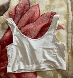 Divided Medium White Ribbed Cropped Tank Top thumbnail 2