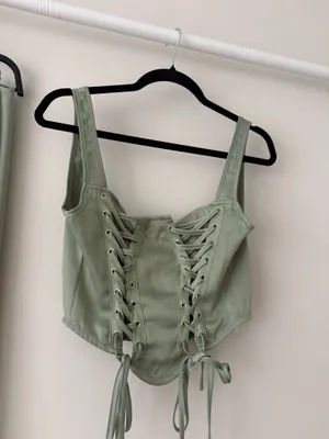 Pretty Little Thing Set Two-Piece thumbnail 4