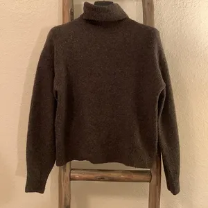 Green Turtlneck Sweater Wool Blend thumbnail 2