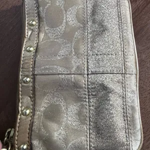 Coach vintage wristlet. Gold w/gold glitter/sparkles thumbnail 5