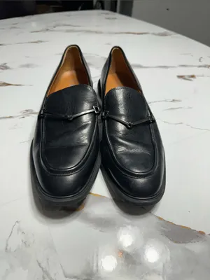 Classic Black Leather Women's Moccasins Size 10 thumbnail 7