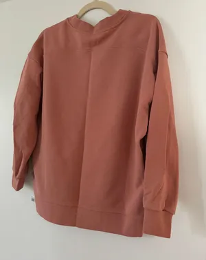 Lululemon Perfectly Oversized Crew thumbnail 2