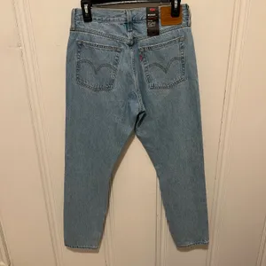Levi's Wedgie Icon Fit Ripped High Waist Straight Leg Jeans Luxor Found Out 28 thumbnail 11