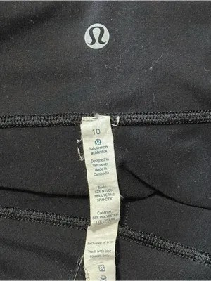 Lululemon RARE Women’s Size 10 Quilt Reversible Black Wunder Under Leggings thumbnail 8