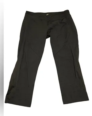 Alo cool fit black cropped leggings size medium thumbnail 1