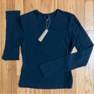 SKIMS (C4) Cotton Jersey Long Sleeve T-Shirt L SOOT NWT thumbnail 3