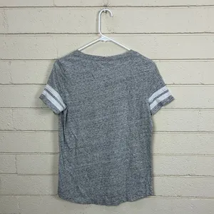 PINK Victoria’s Secret Gray Graphic Tee size S thumbnail 2