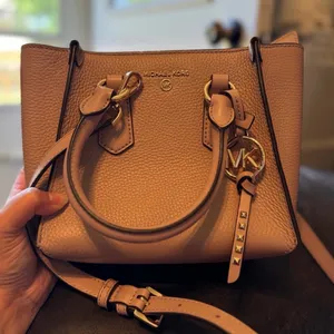 Michael Kors Elegant Tan Leather Handbag thumbnail 1