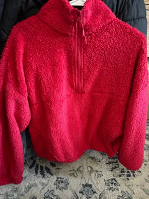 Red quarter zip fleece Size M thumbnail 1